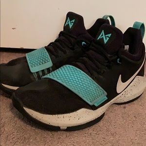 Nike PG 1